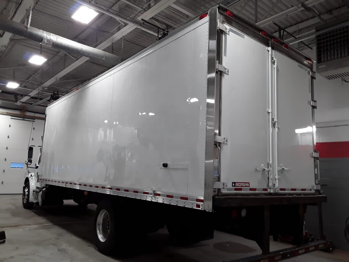 2019 Freightliner/Mercedes M2 106 880106