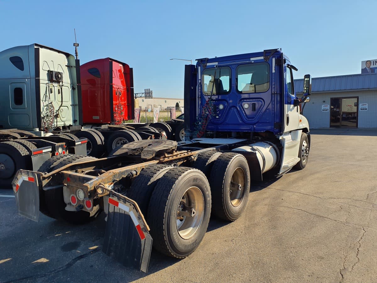 2020 Freightliner/Mercedes CASCADIA 125 880139