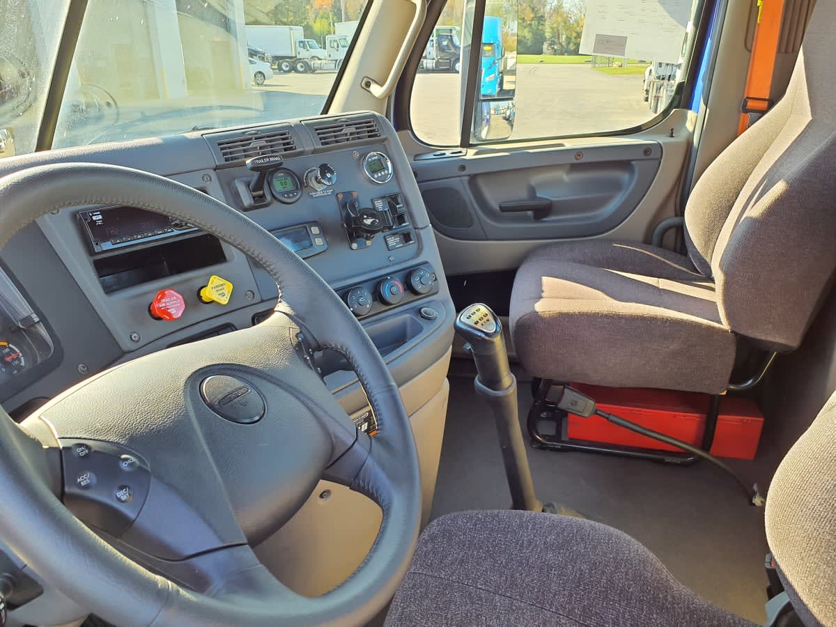 2020 Freightliner/Mercedes CASCADIA 125 880139