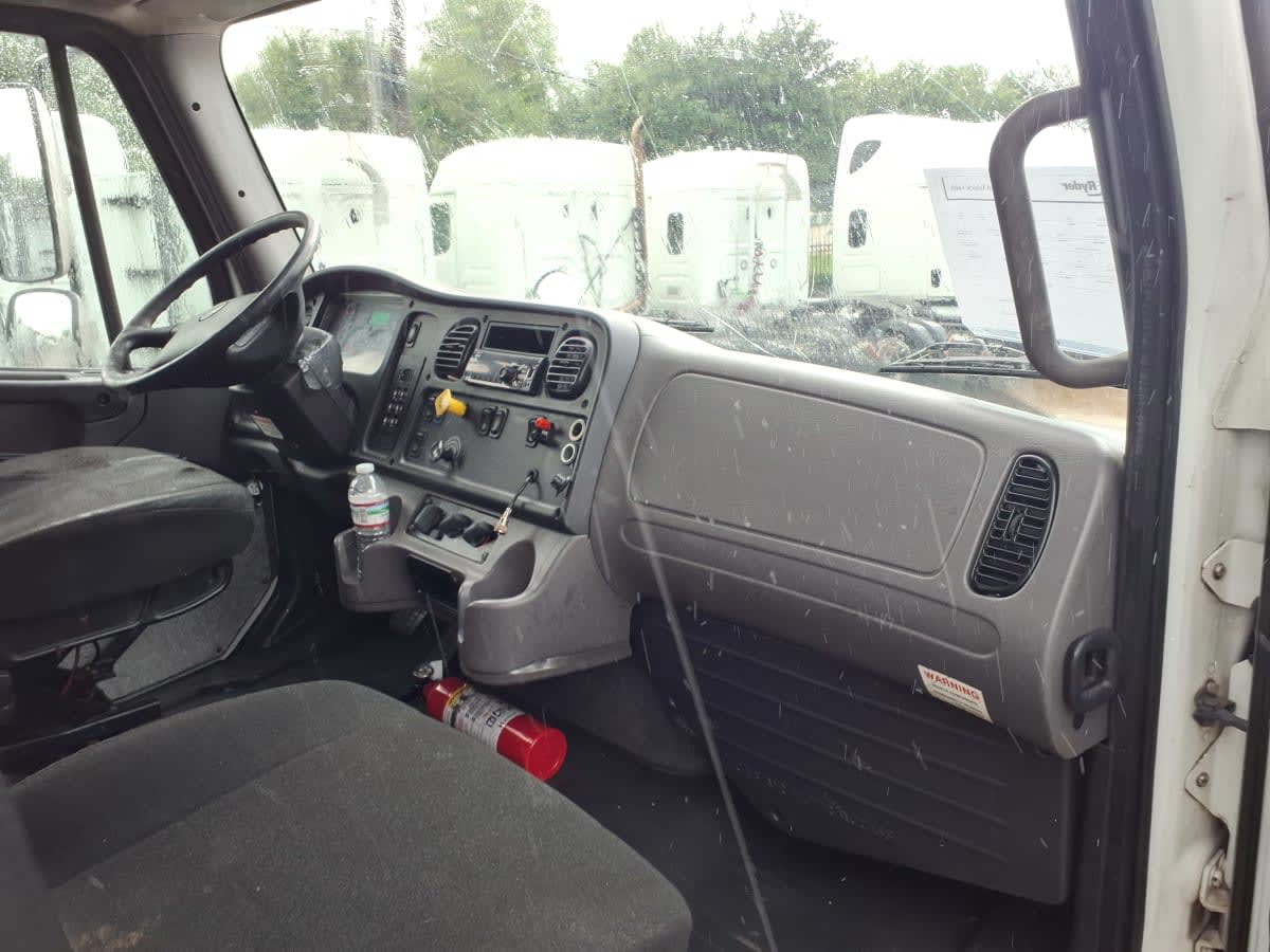 2019 Freightliner/Mercedes M2 106 880161