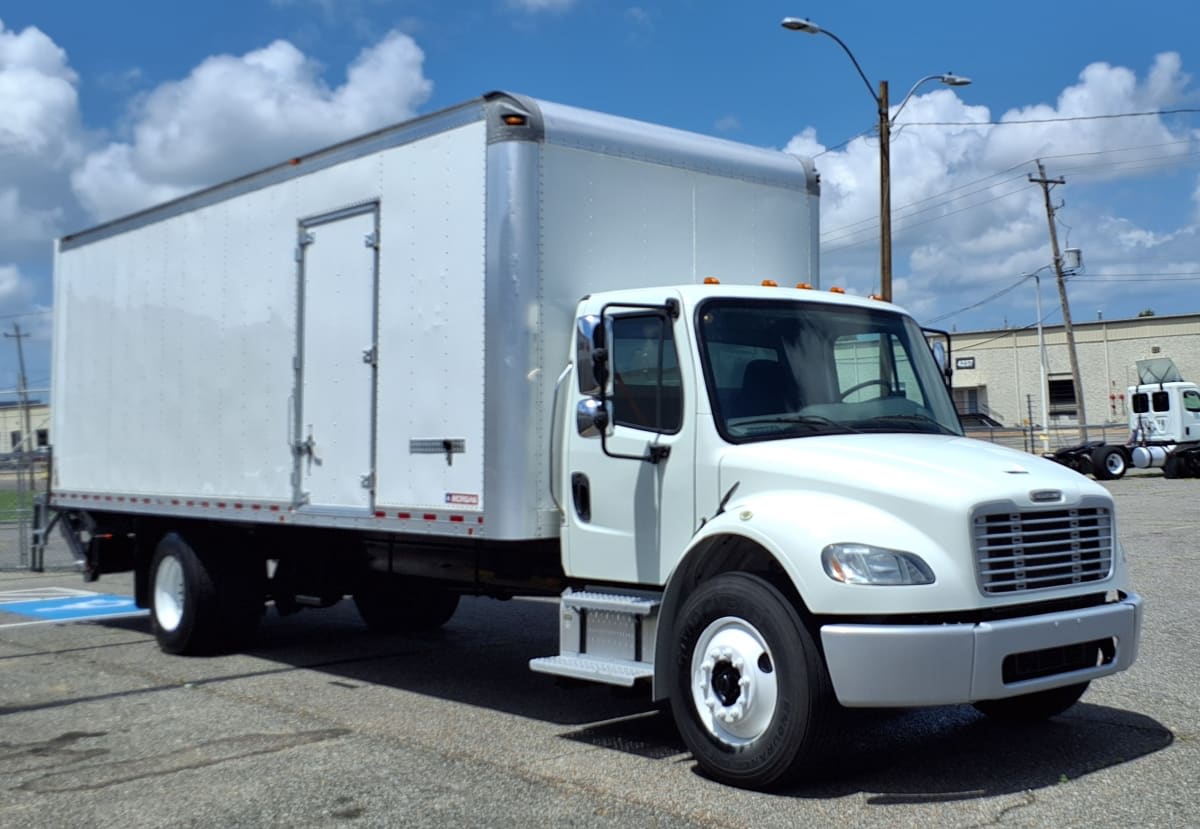 2019 Freightliner/Mercedes M2 106 880171