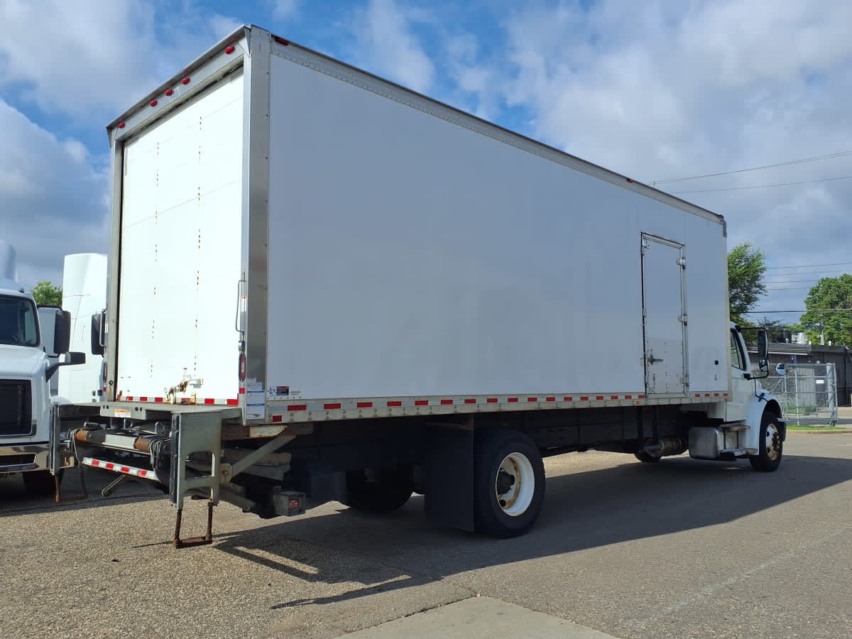 2019 Freightliner M2 106 880174