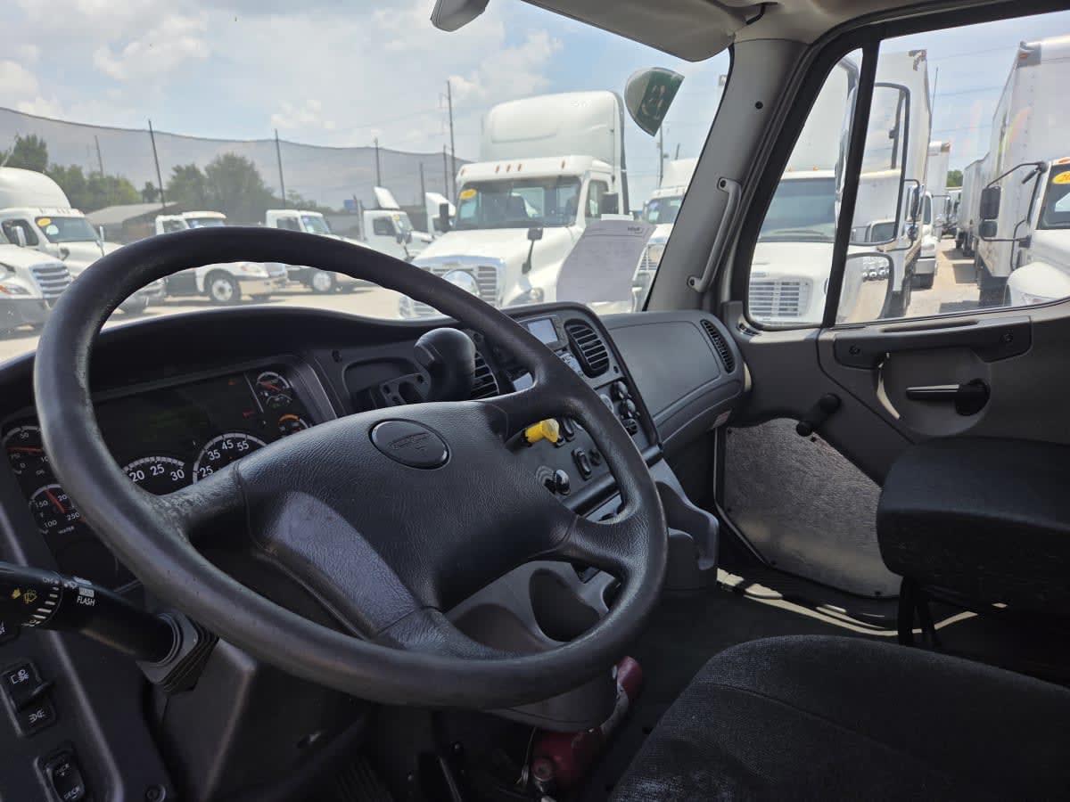 2019 Freightliner/Mercedes M2 106 880177