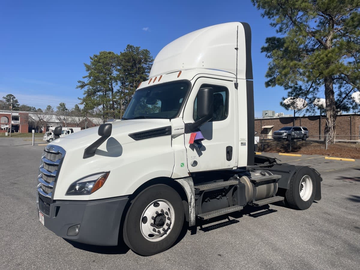 2020 Freightliner - image 1