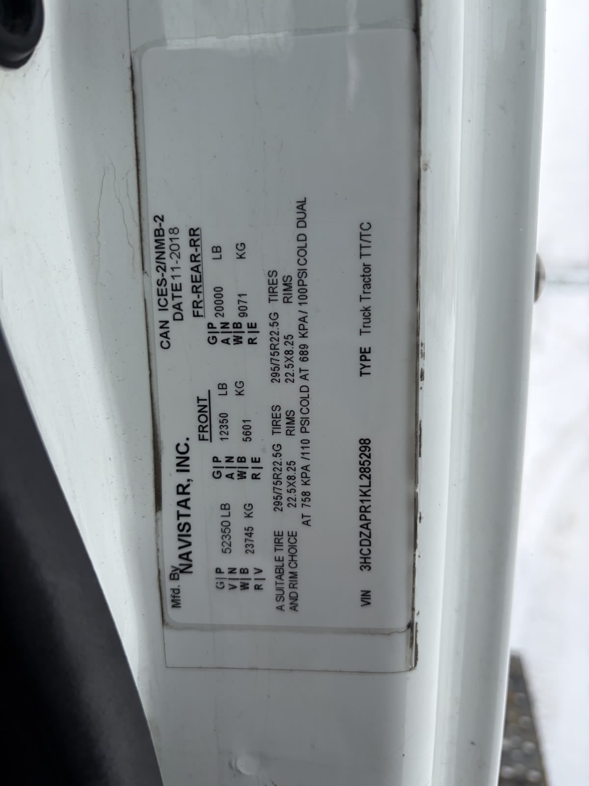 2019 Navistar International LT625 DAYCAB T/A 880250