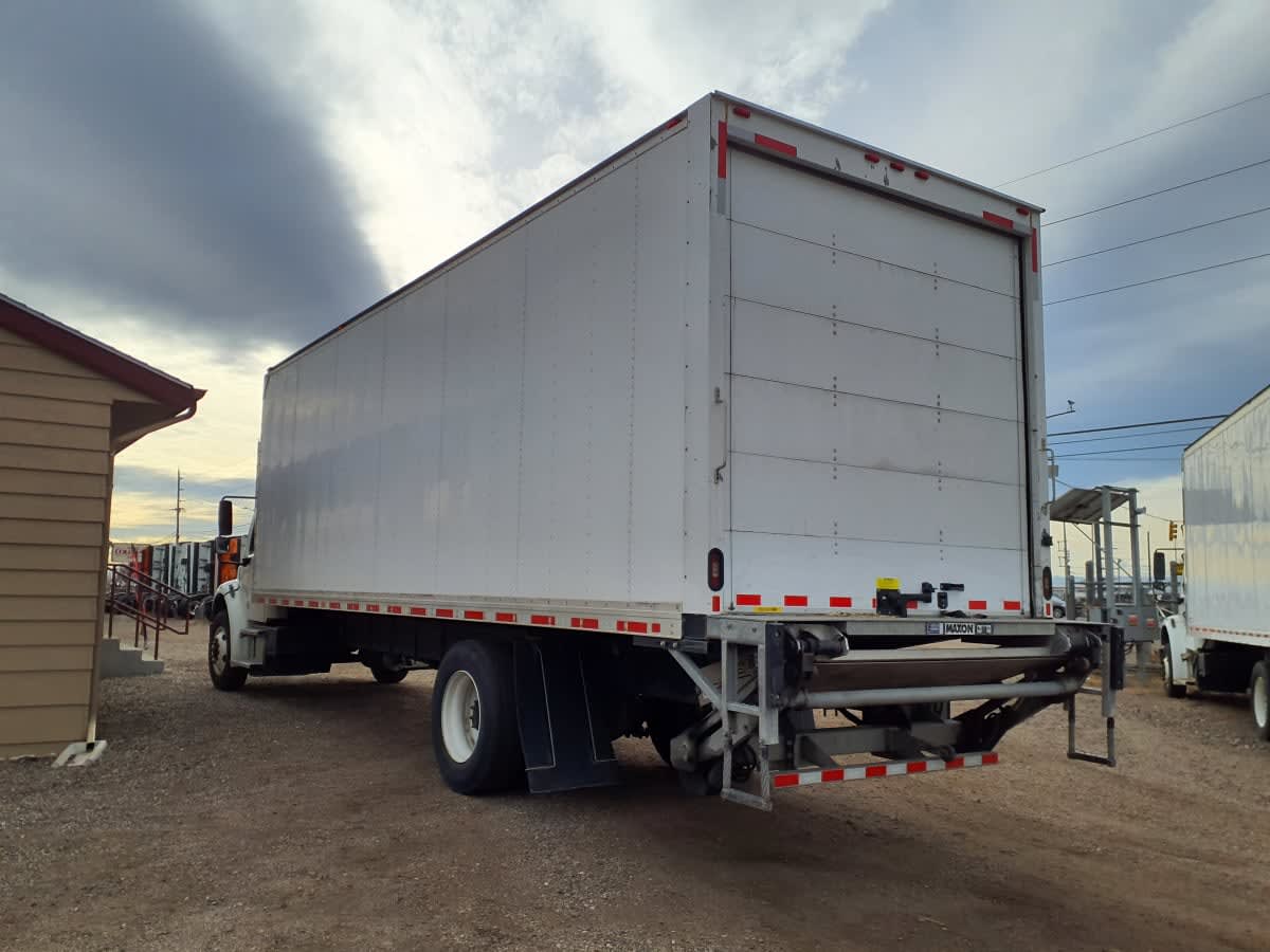 2019 Freightliner M2 106 - image 6