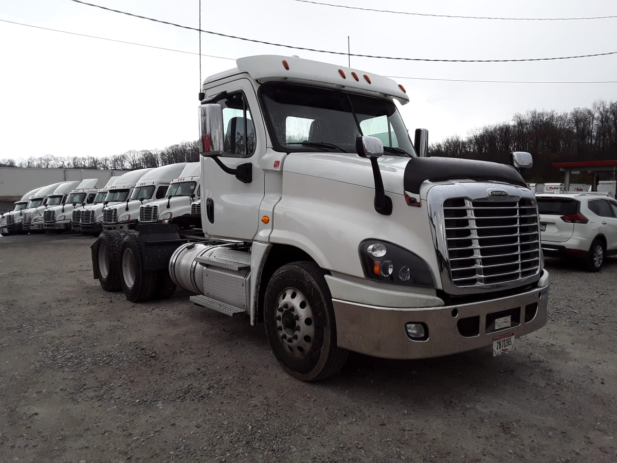 2020 Freightliner/Mercedes CASCADIA 125 880391