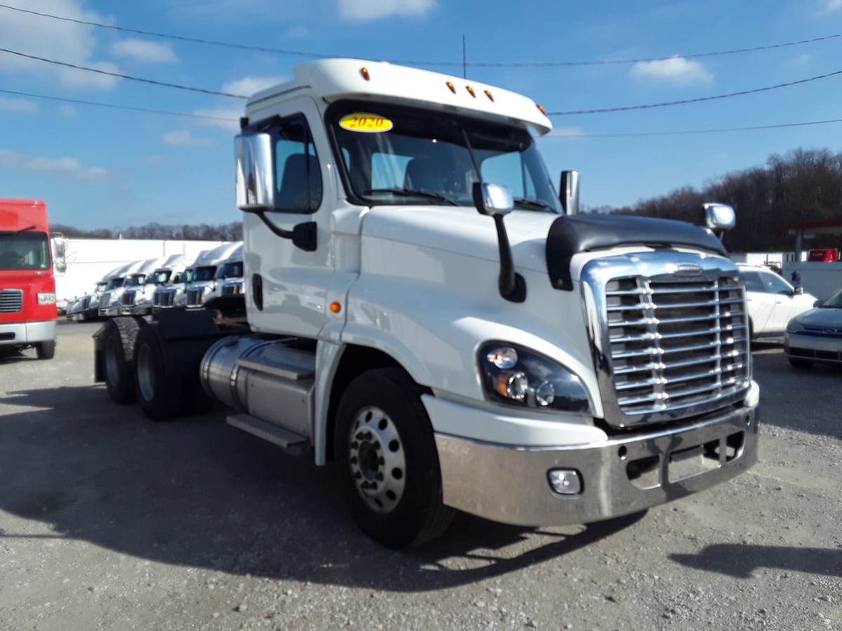 2020 Freightliner/Mercedes CASCADIA 125 880395