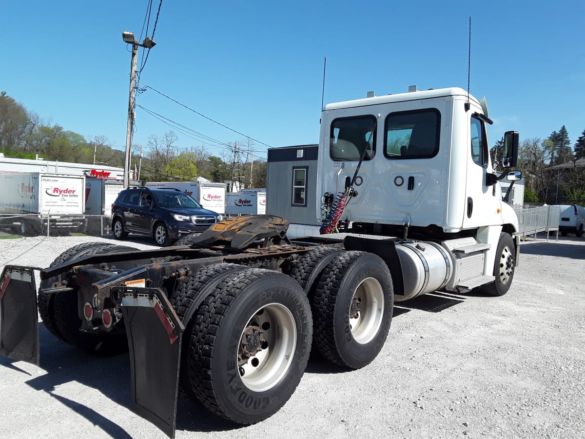 2020 Freightliner/Mercedes CASCADIA 125 880398