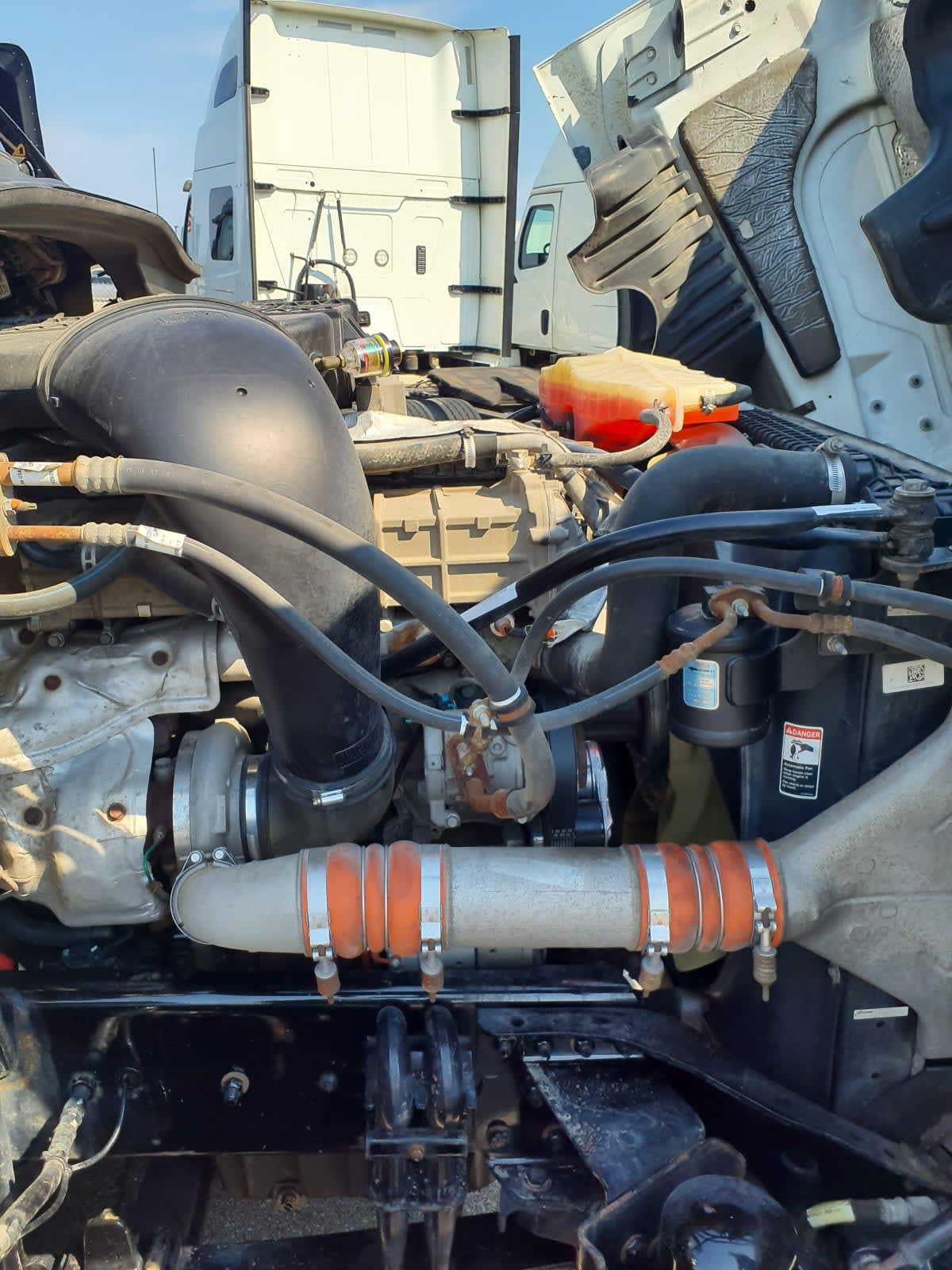 2020 Freightliner/Mercedes CASCADIA 125 880413