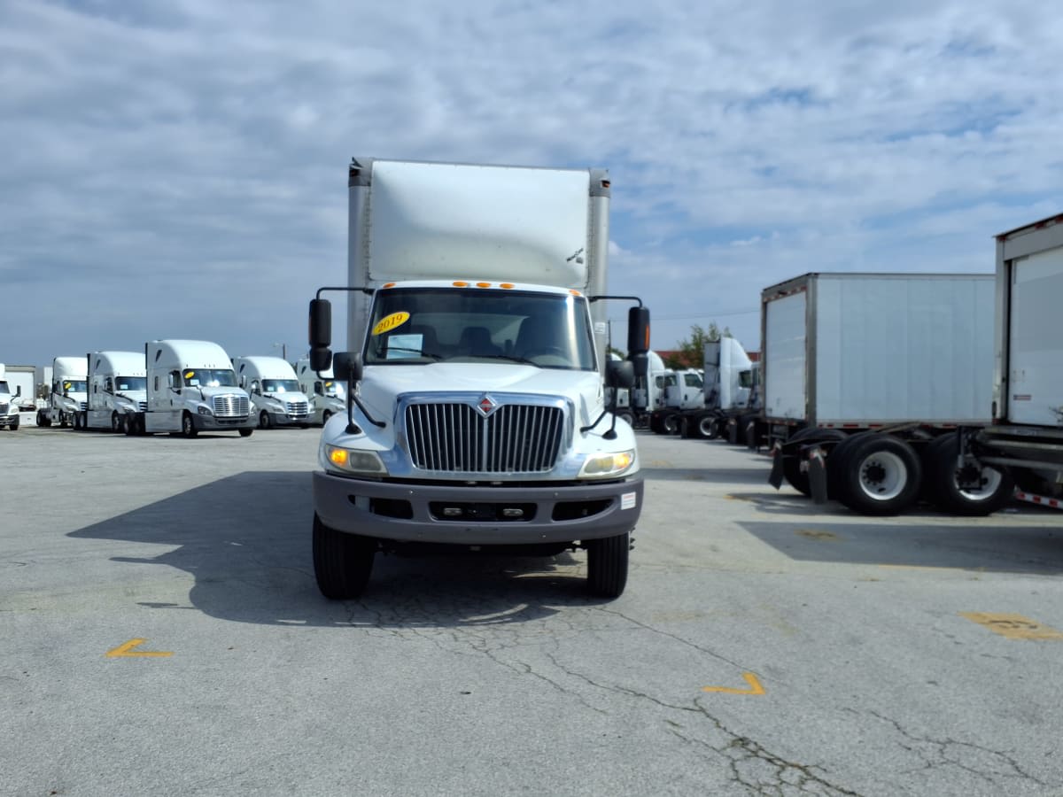 2019 Navistar International 4300 880519