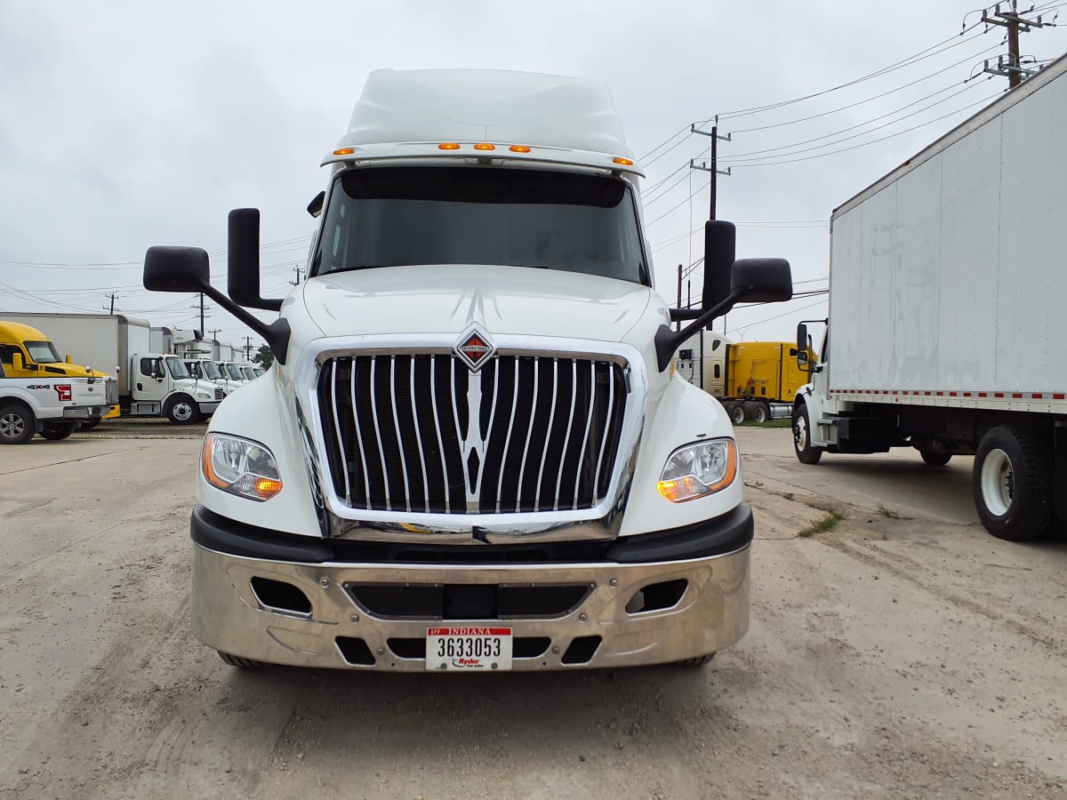 2019 Navistar International LT625 SLPR CAB 880554