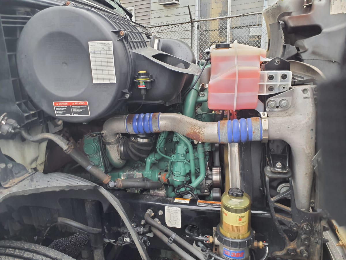 2019 Volvo VNL 880568