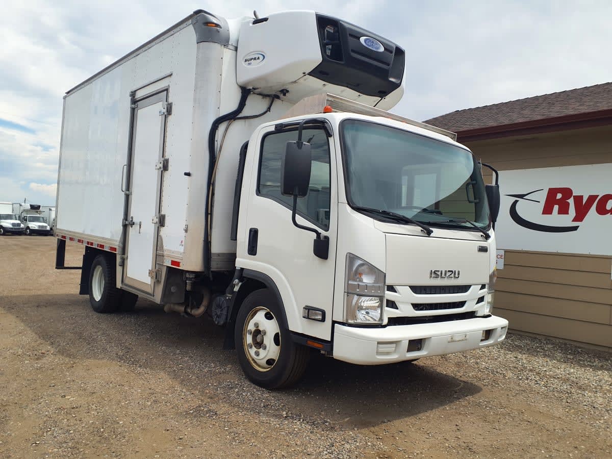 2019 Isuzu NPR - image 3