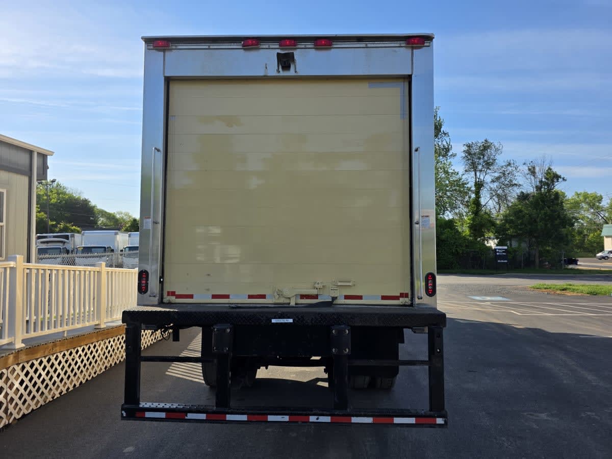 2019 Freightliner/Mercedes M2 106 880656
