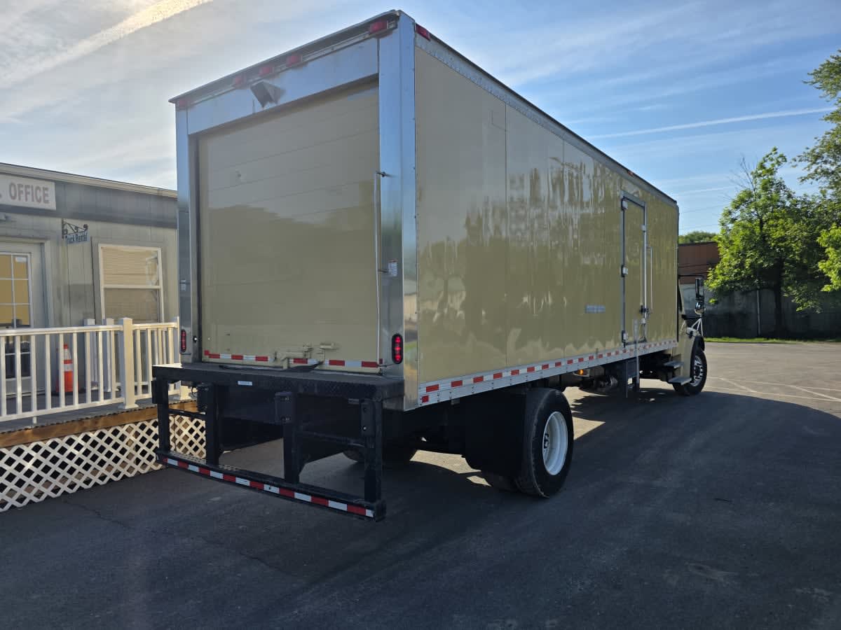 2019 Freightliner M2 106 in Bensalem, PA — photo 4
