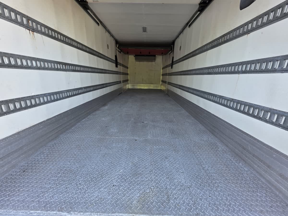 2019 Freightliner/Mercedes M2 106 880656