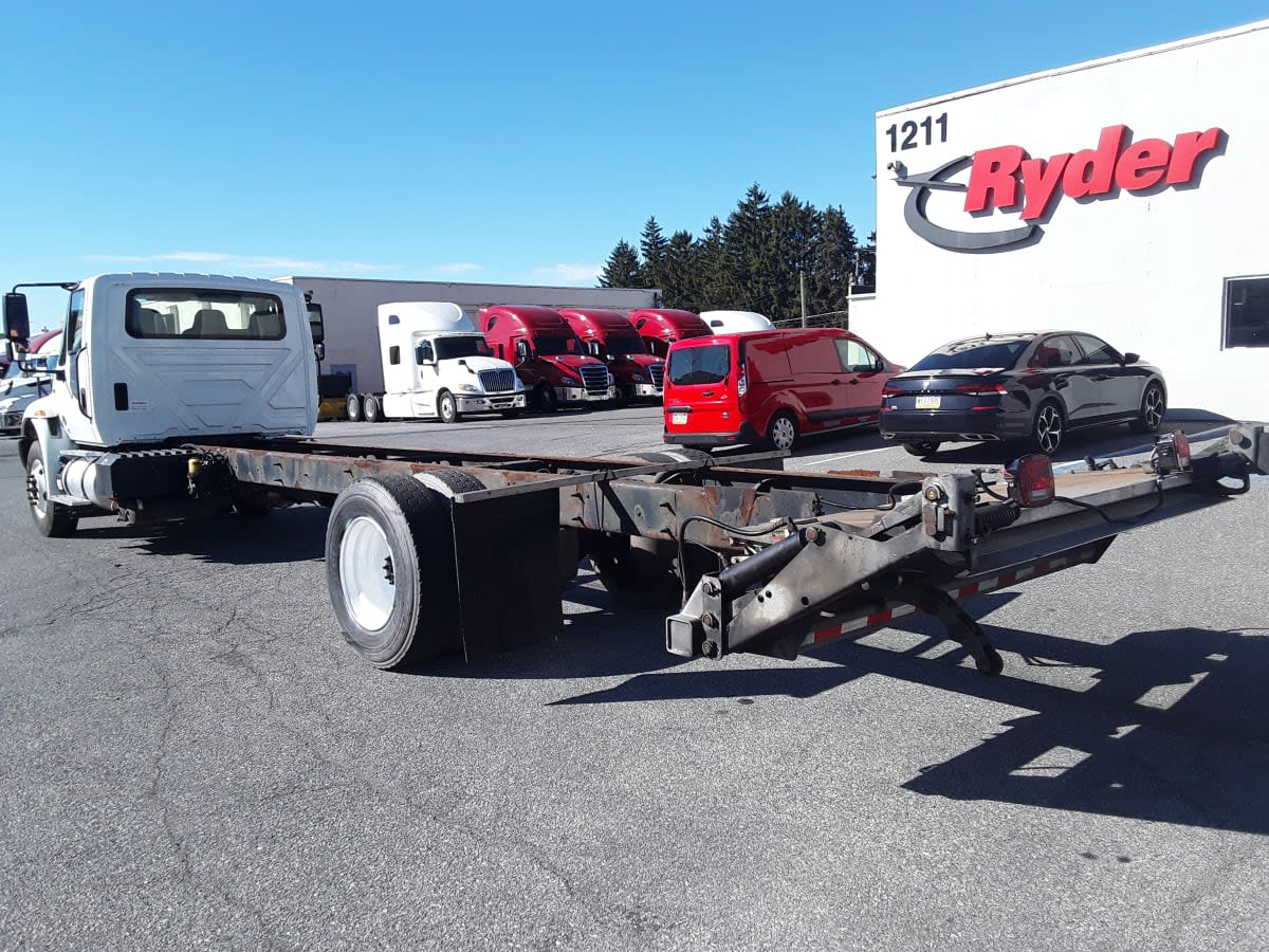2019 Navistar International 4300 880689
