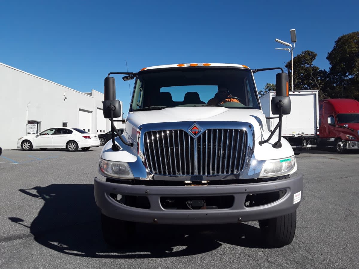 2019 Navistar International 4300 880689