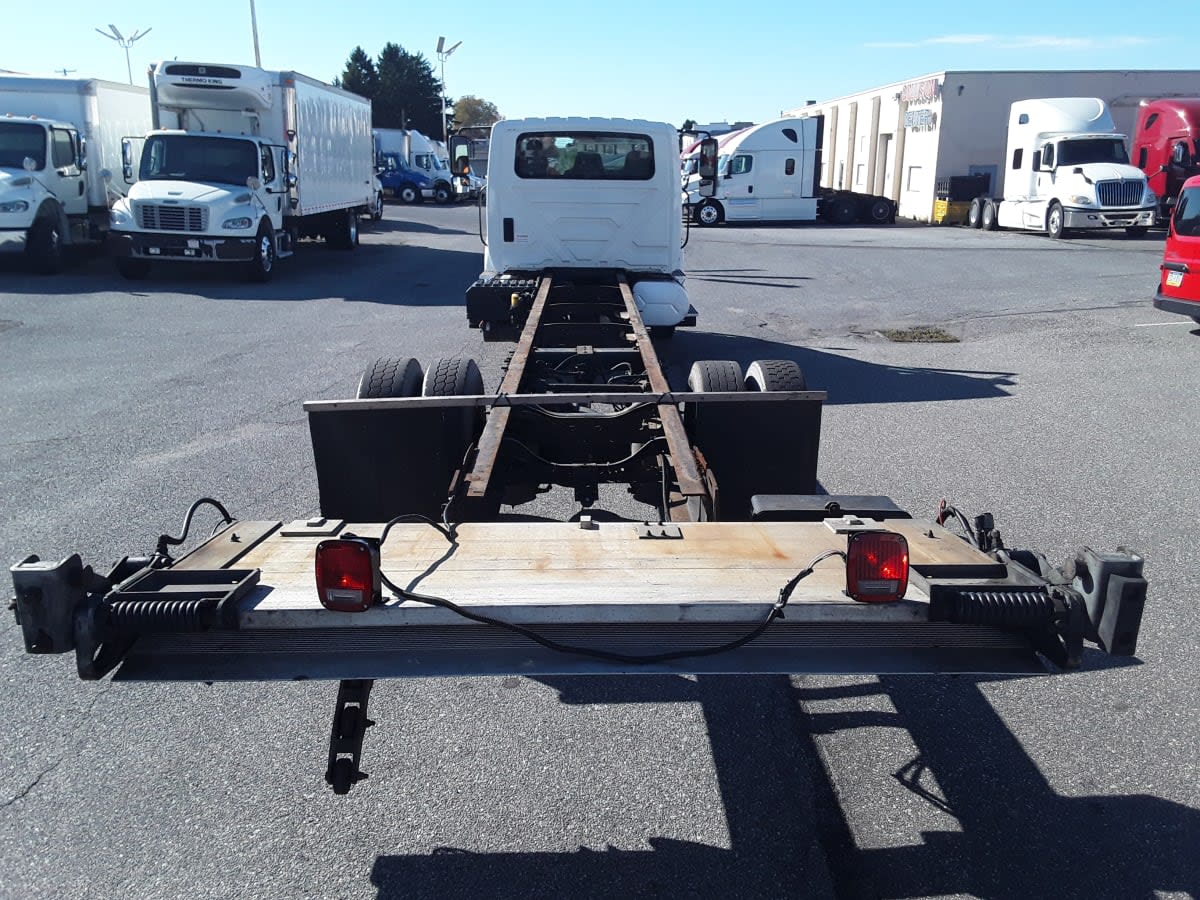 2019 Navistar International 4300 880689