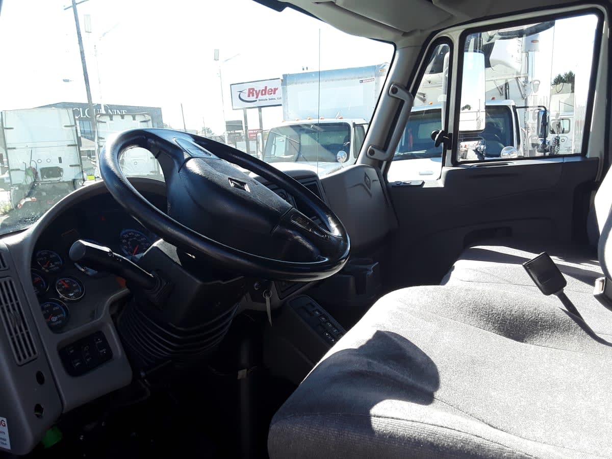2019 Navistar International 4300 880689