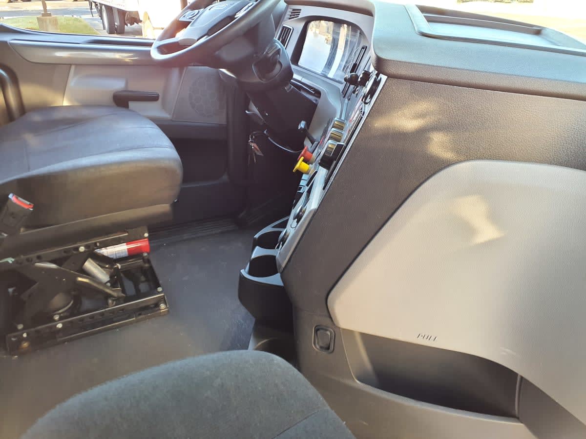 2020 Freightliner/Mercedes NEW CASCADIA PX12664 880709