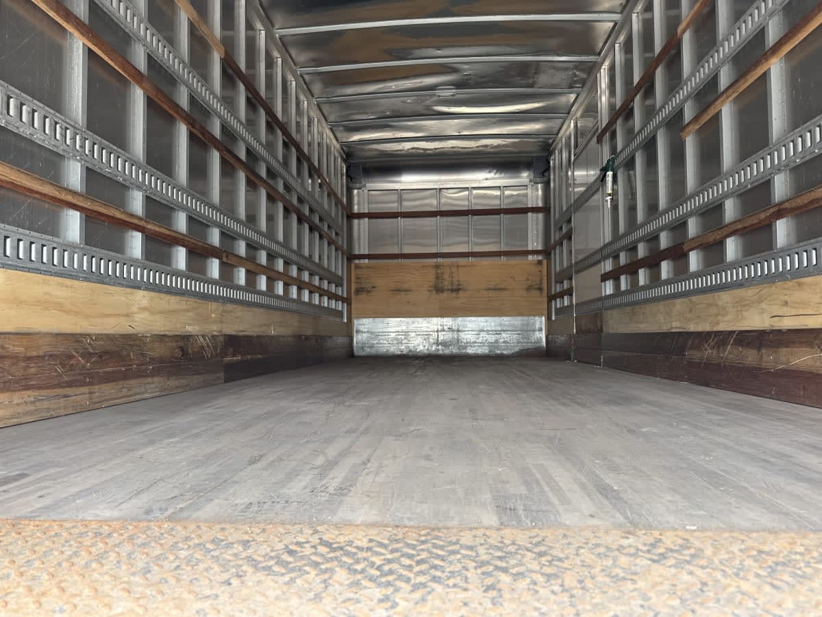 2019 Freightliner/Mercedes M2 106 880773