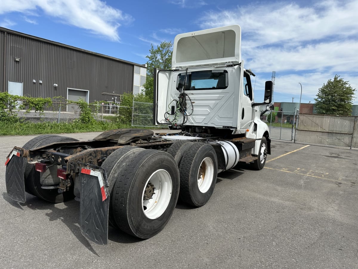 2019 Navistar International LT625 DAYCAB T/A 880797