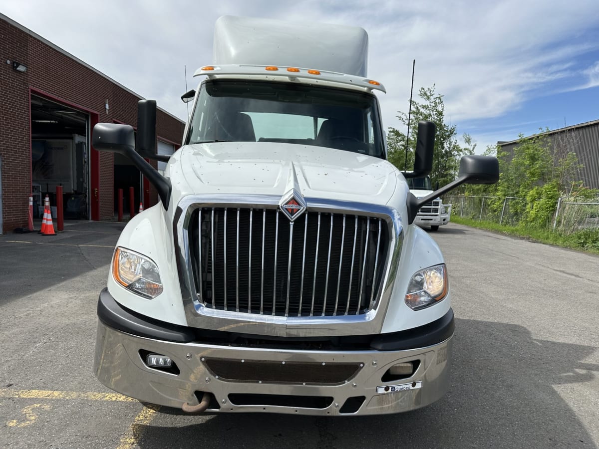 2019 Navistar International LT625 DAYCAB T/A 880797