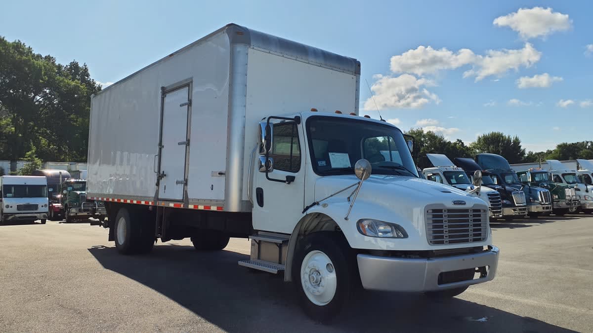 2019 Freightliner M2 106 in Norwood, MA — photo 3