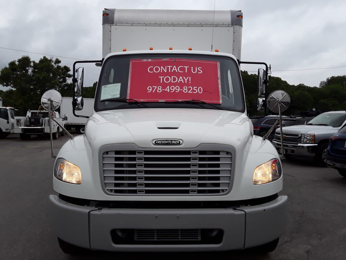 2019 Freightliner M2 106 880818