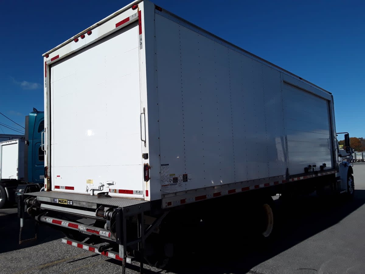 2019 Freightliner/Mercedes M2 106 880820