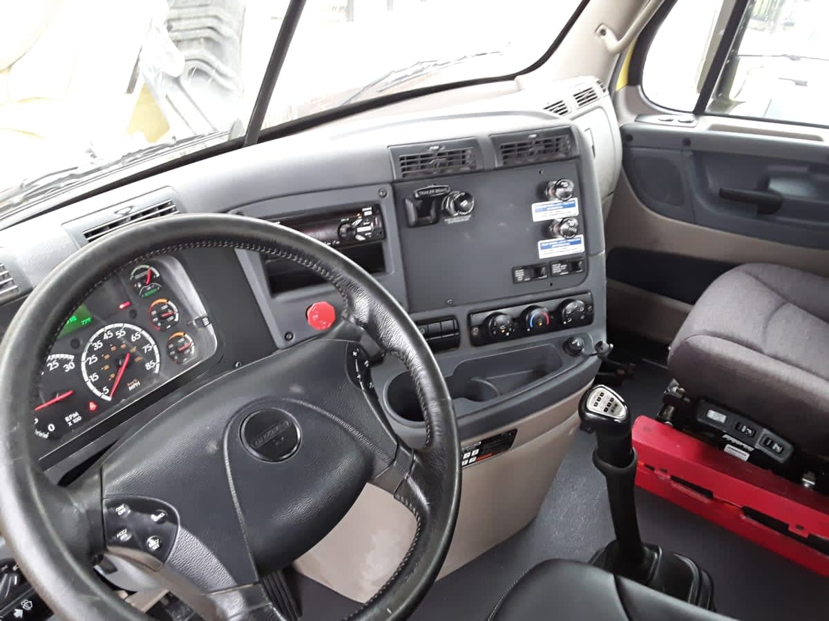 2020 Freightliner/Mercedes CASCADIA 125 880874