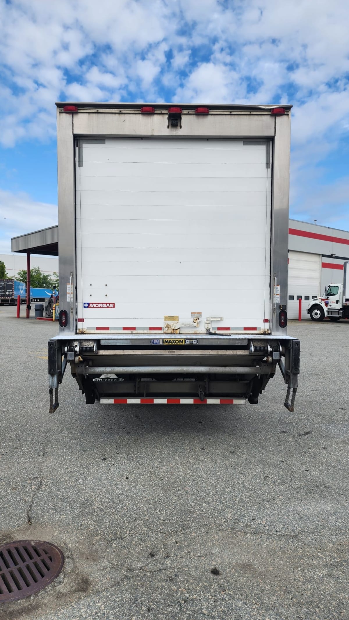 2019 Hino 338 880882