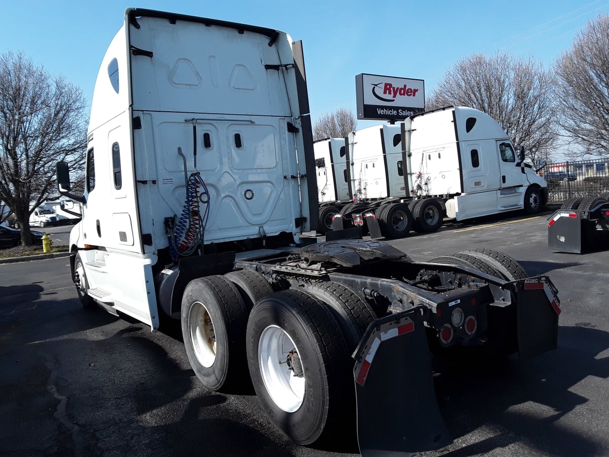 2019 Freightliner/Mercedes NEW CASCADIA PX12664 880894