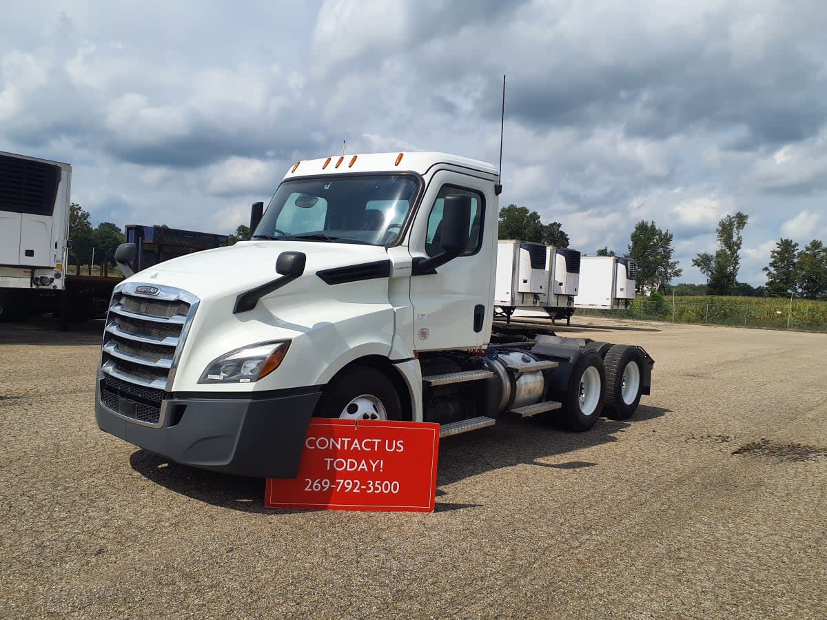 2020 Freightliner Cascadia in Wayland, MI