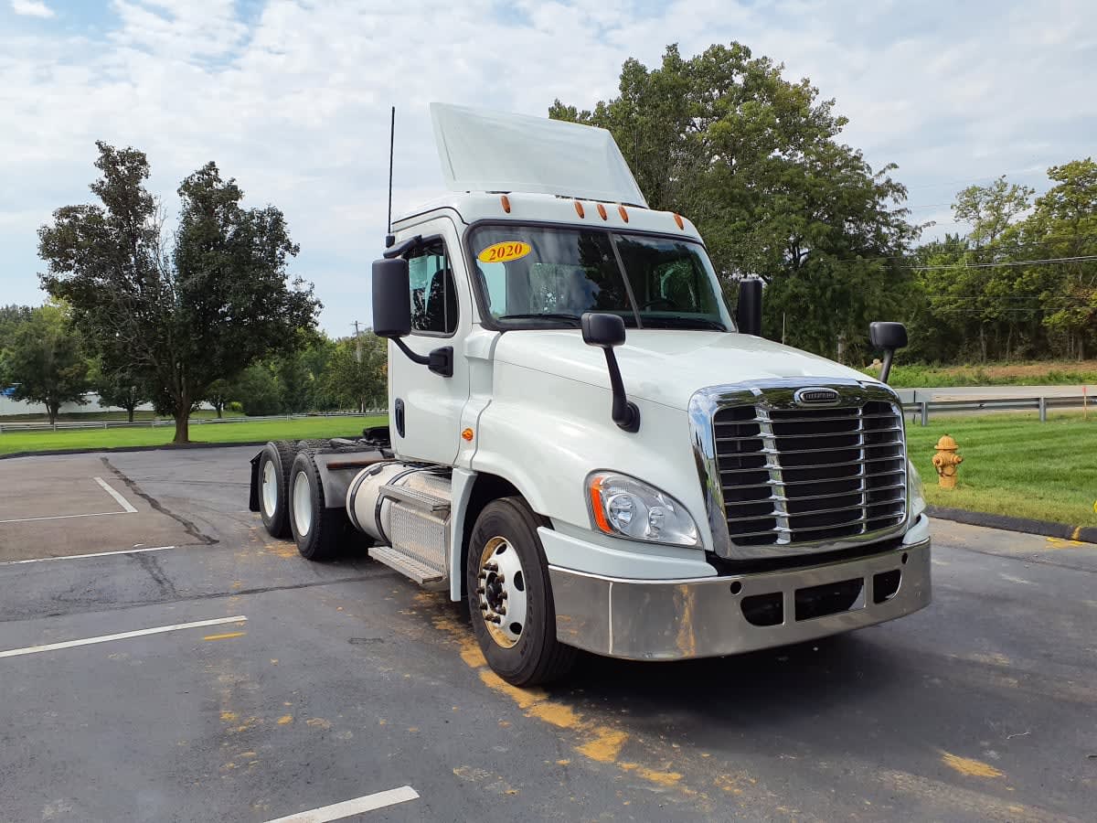 2020 Freightliner Cascadia in O'fallon, MO — photo 3