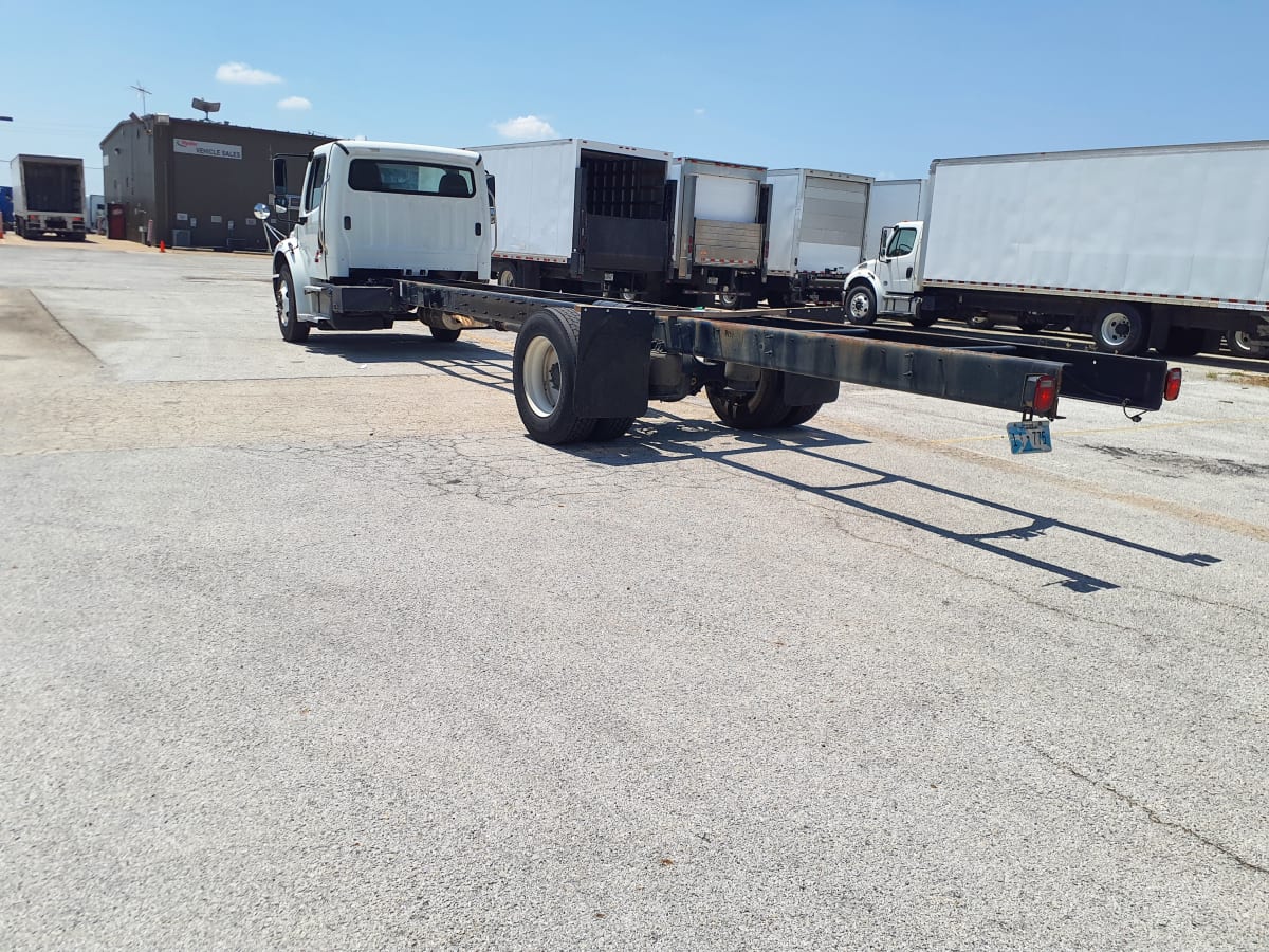 2019 Freightliner/Mercedes M2 106 880985