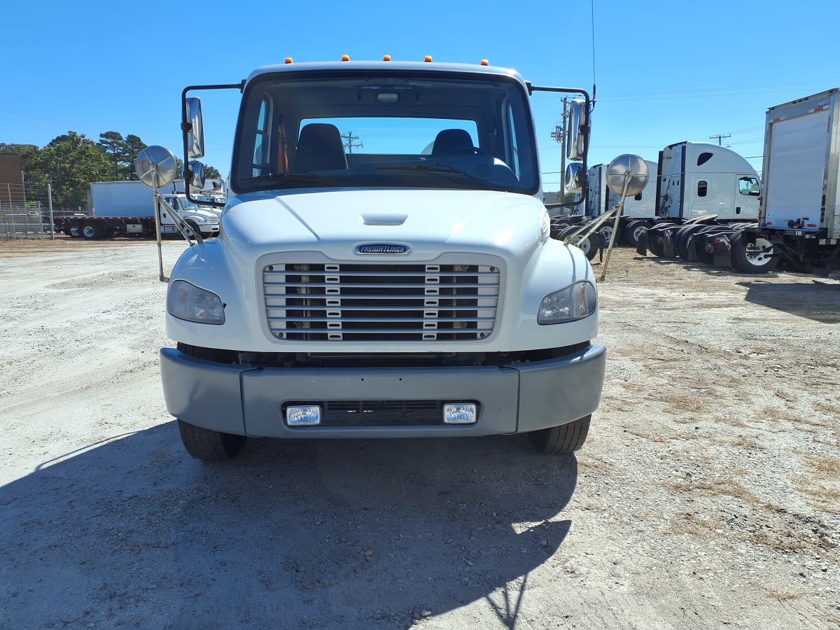 2020 Freightliner/Mercedes M2 106 880987