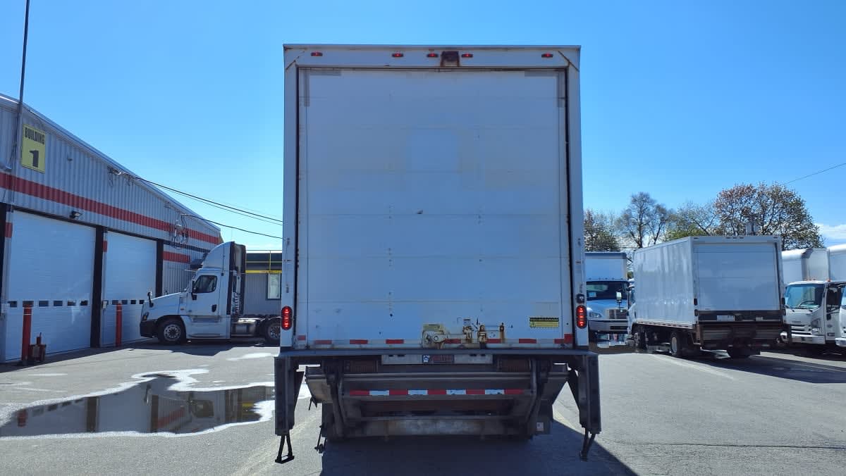2019 Freightliner/Mercedes M2 106 881011