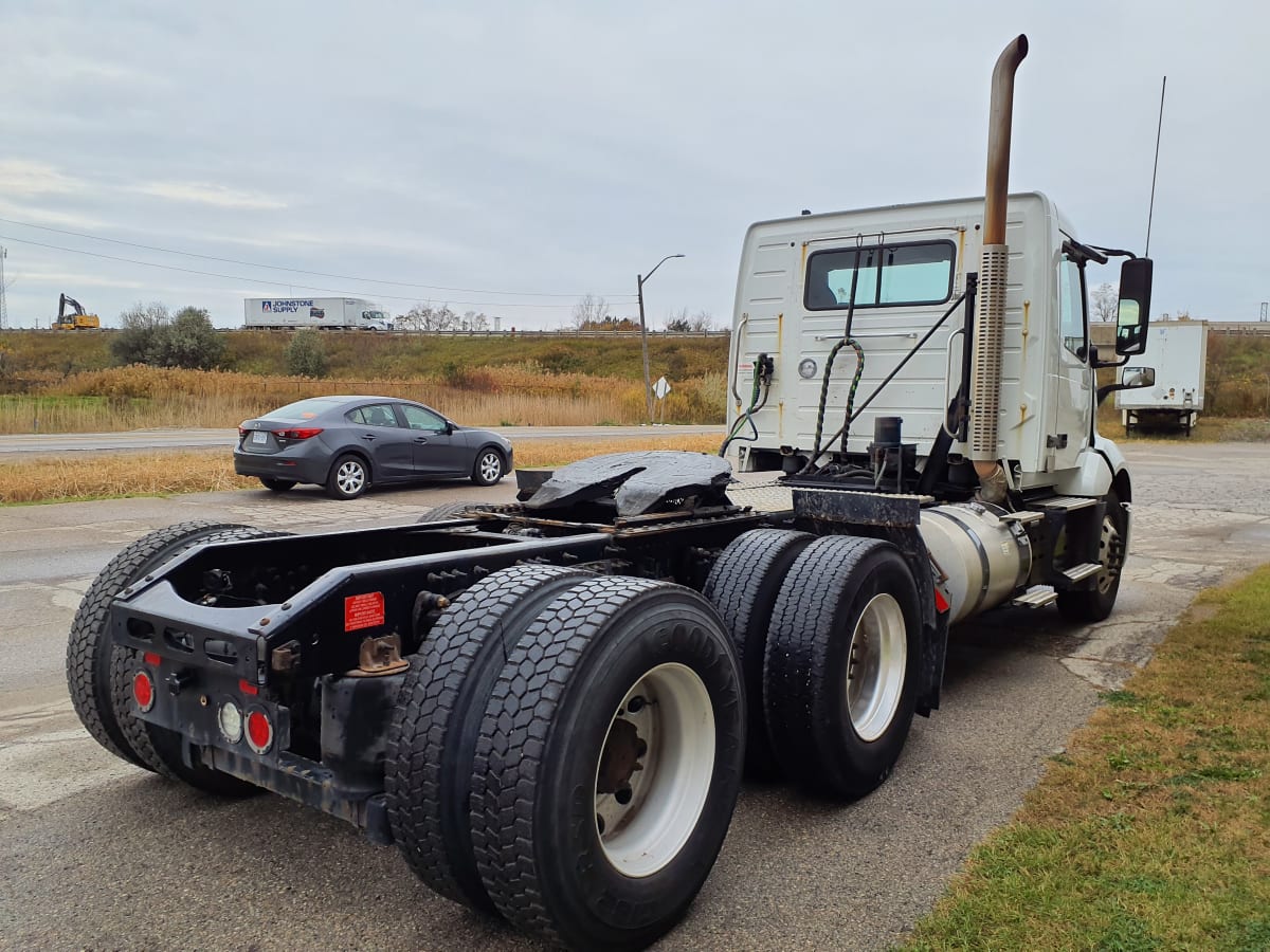 2019 Volvo VNL64T-300 881017