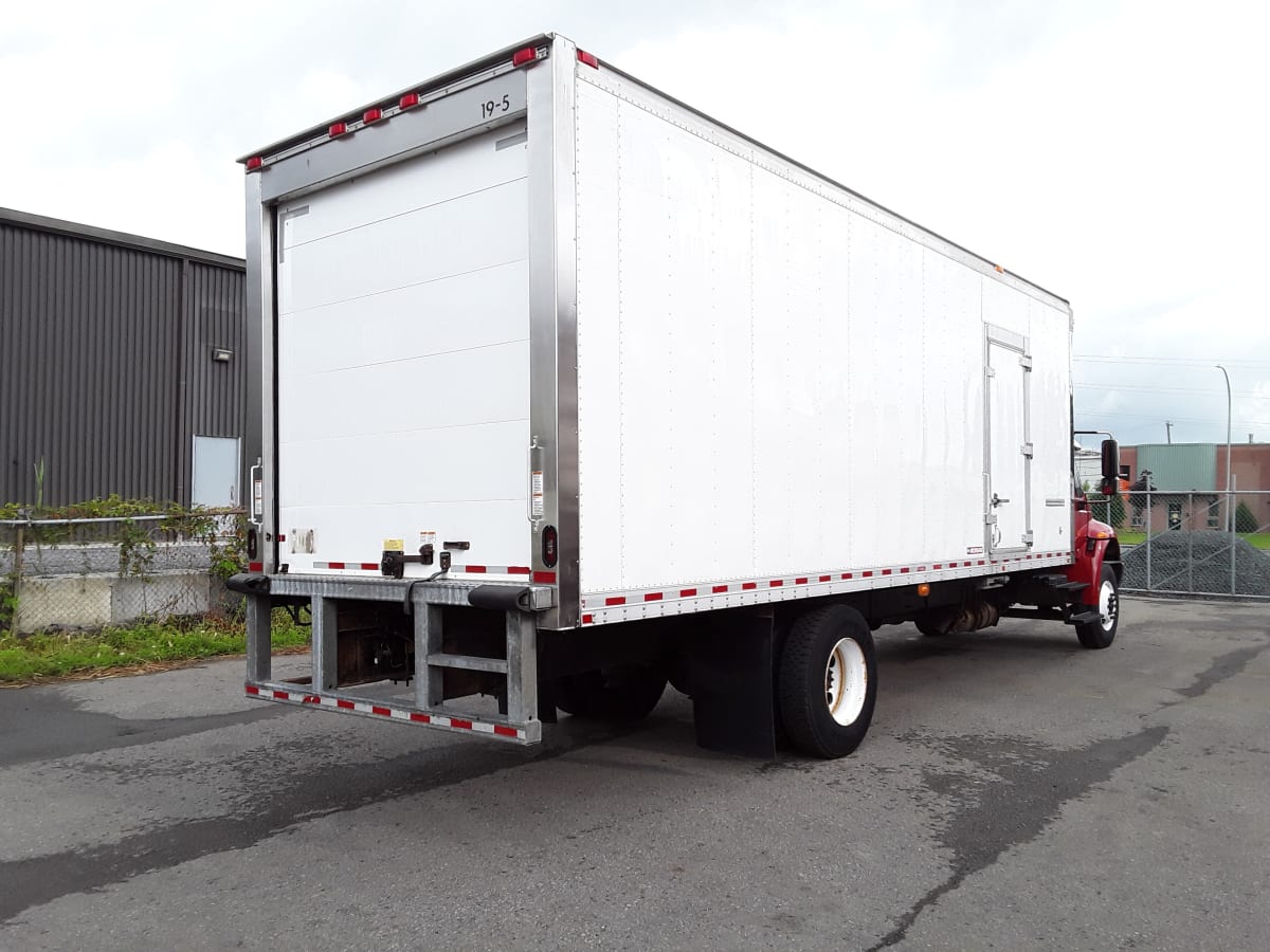 2019 Navistar International 4300 881028