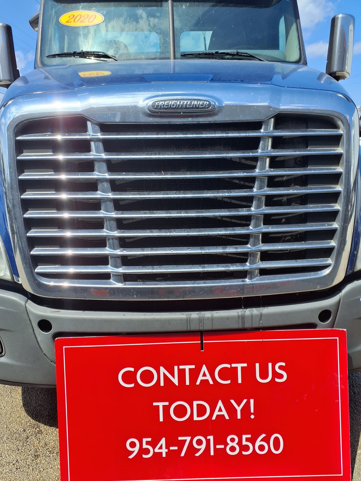 2020 Freightliner - image 2