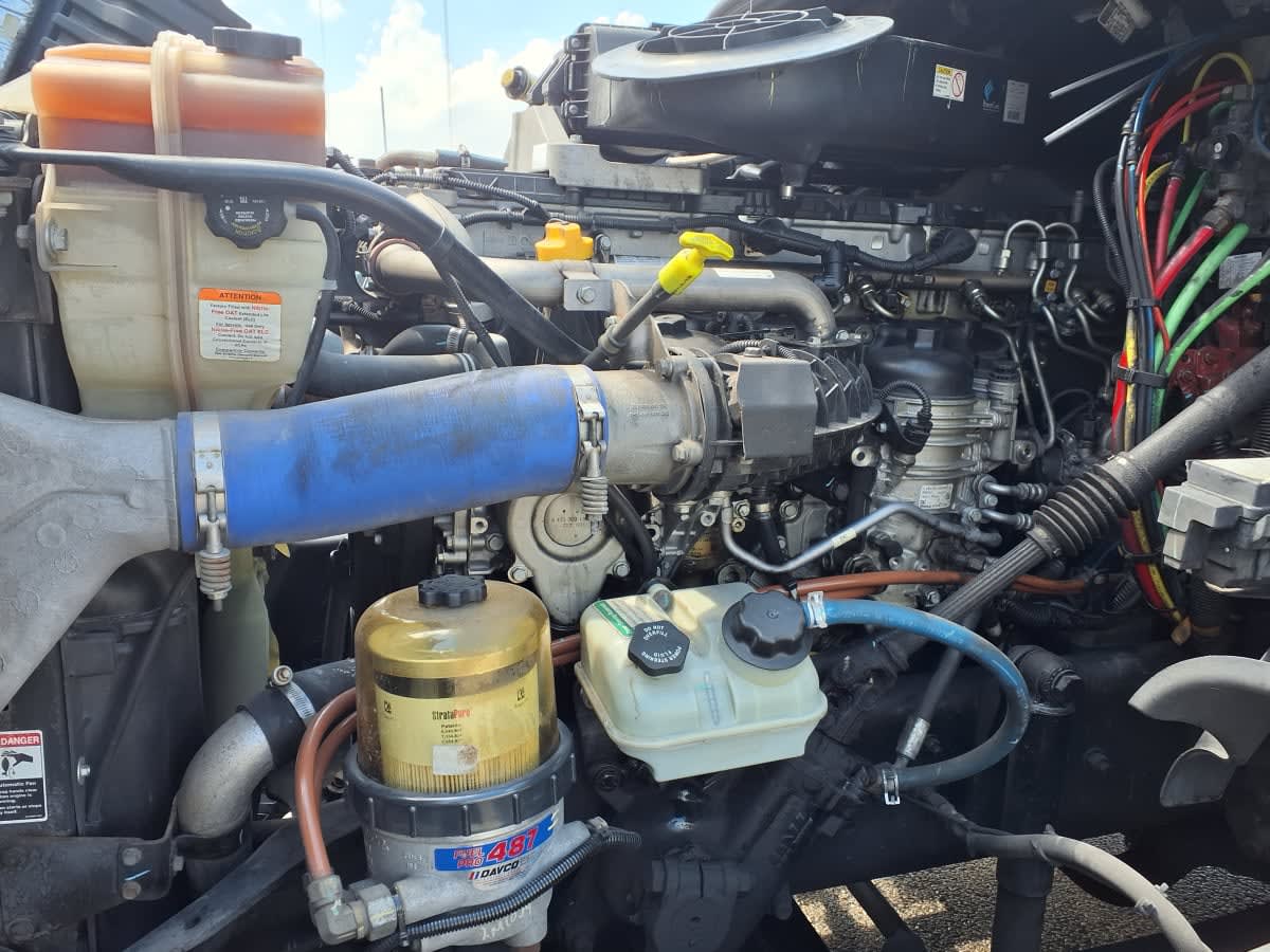 2020 Freightliner - image 8