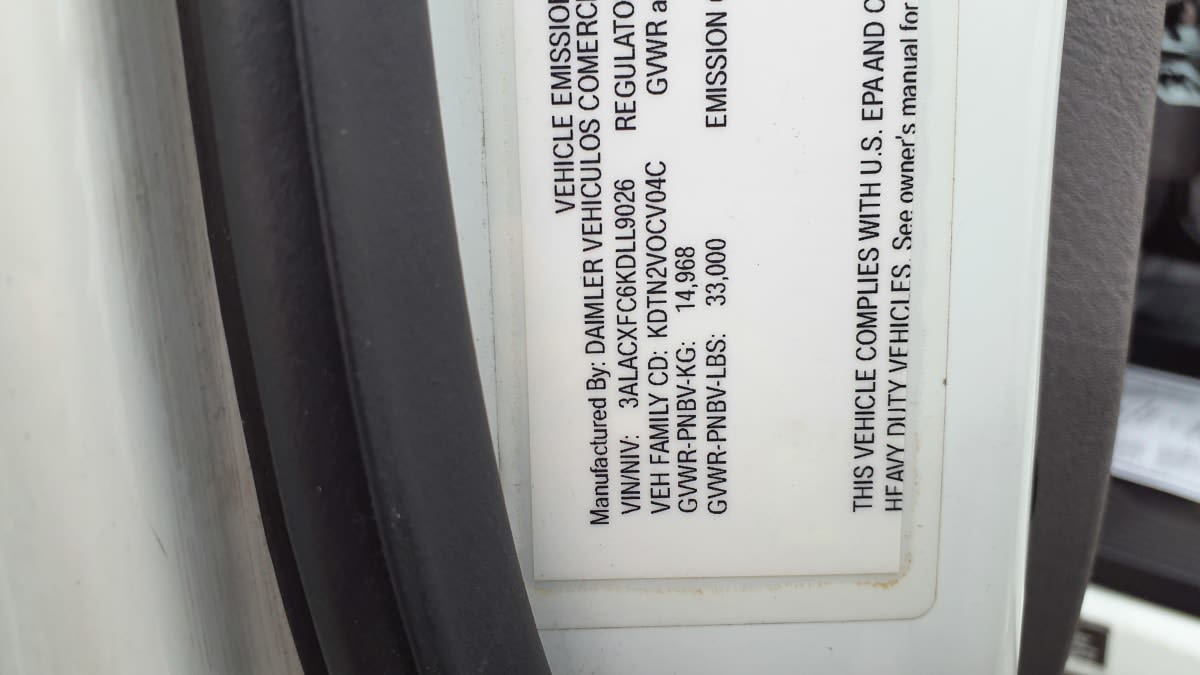 2019 Freightliner/Mercedes M2 106 881071