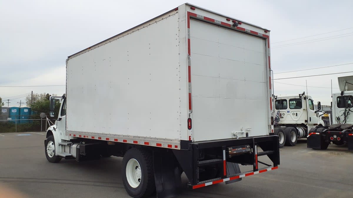 2019 Freightliner/Mercedes M2 106 881071