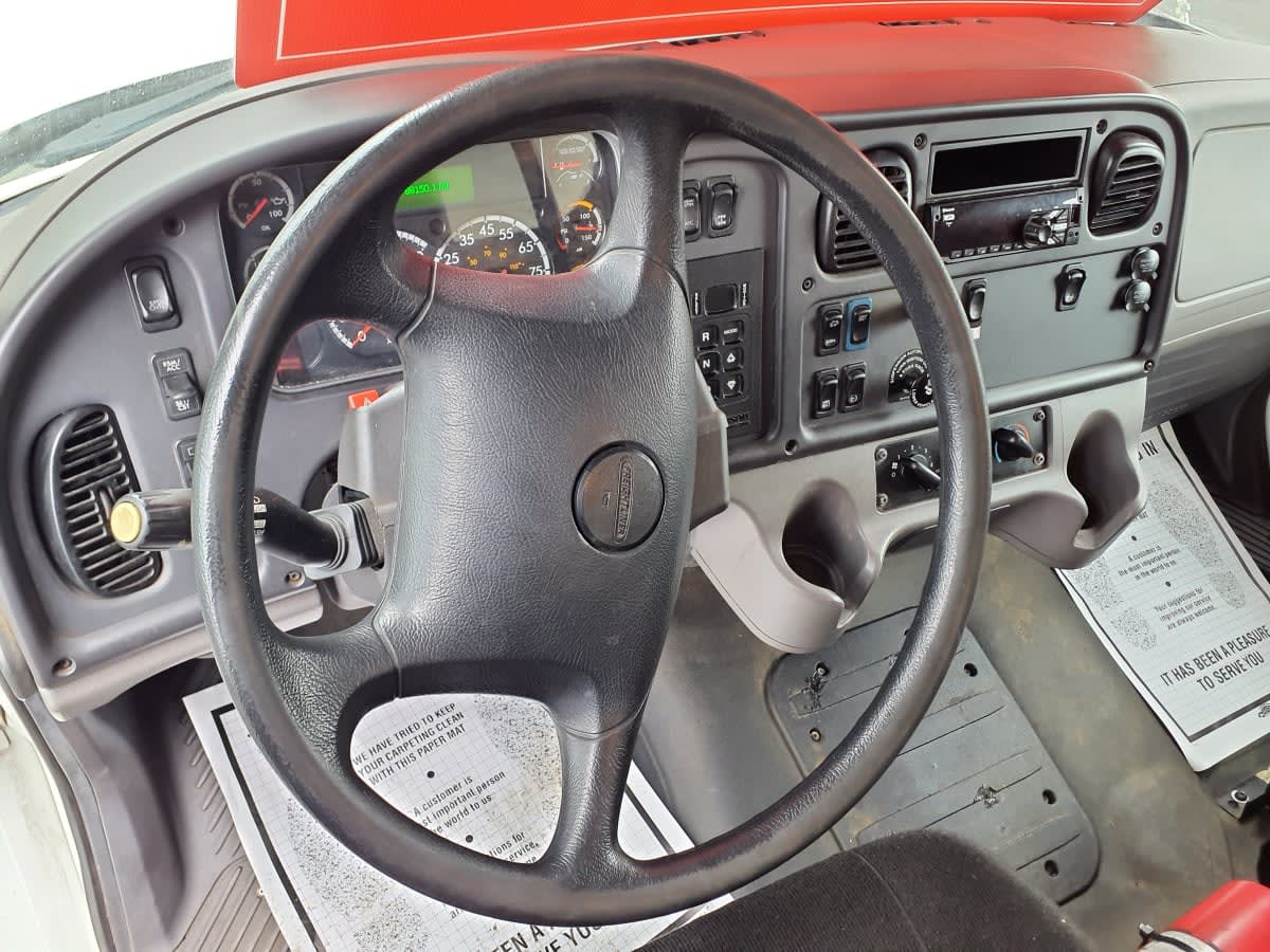 2019 Freightliner/Mercedes M2 106 881072