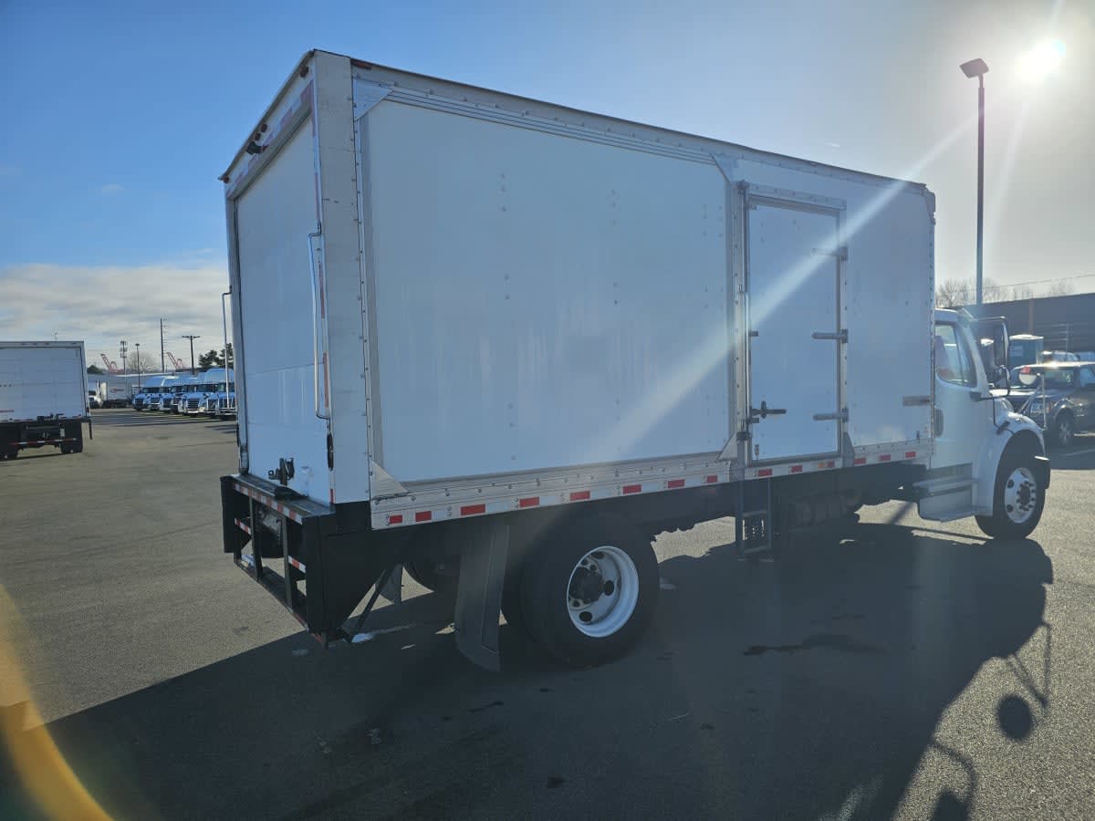2019 Freightliner/Mercedes M2 106 881073