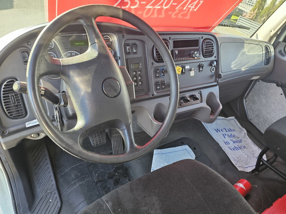 2019 Freightliner/Mercedes M2 106 881073