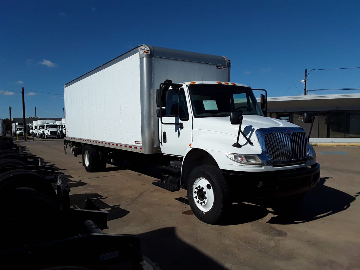 2019 Navistar International 4300 881128